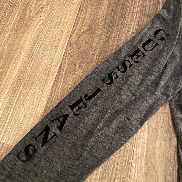 GUESS V Neck Long Sleeve Black and Gray Shirt Men's Size Large - Picture 5 of 8